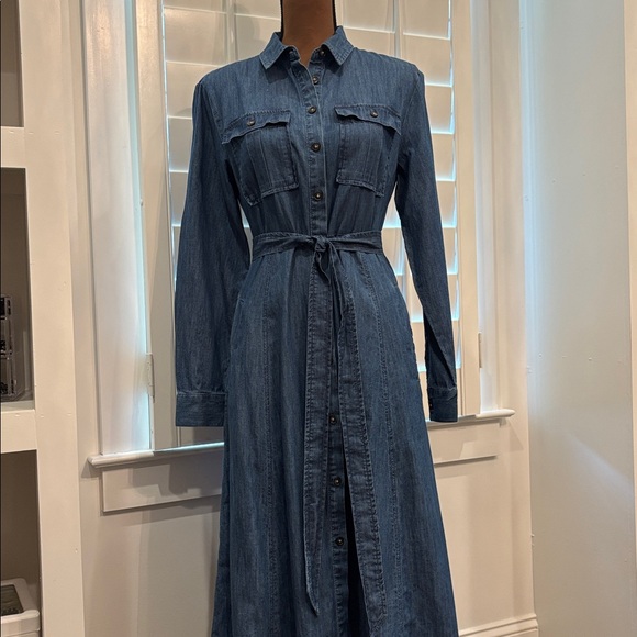 LOFT chambray belted midi pocket shirt dress - Picture 2 of 8